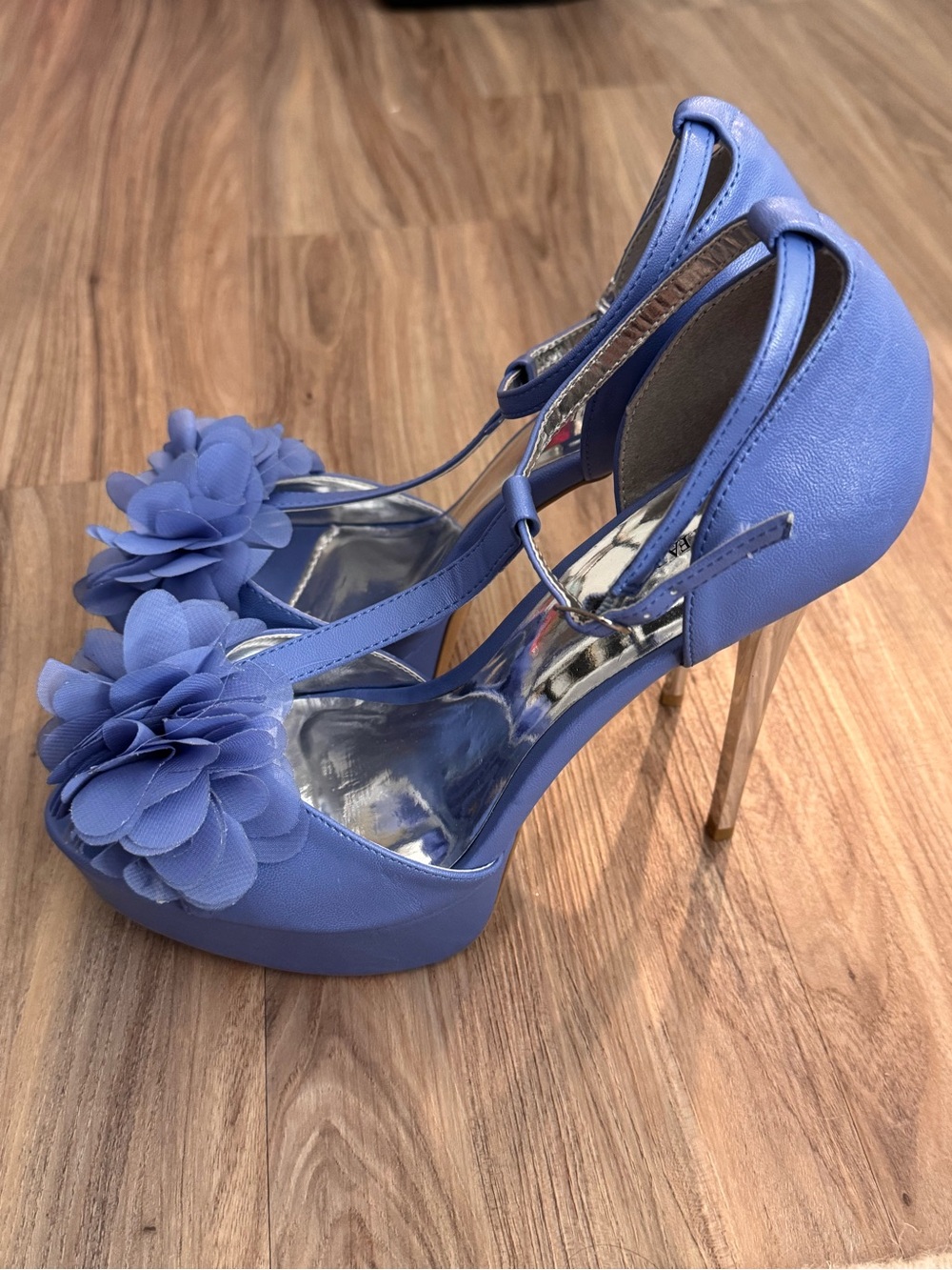 JustFab Lilac T-Strap Floral Platform Heels - Picture 2 of 9